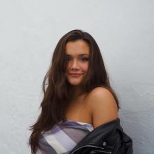 Meet your Posher, Jillian